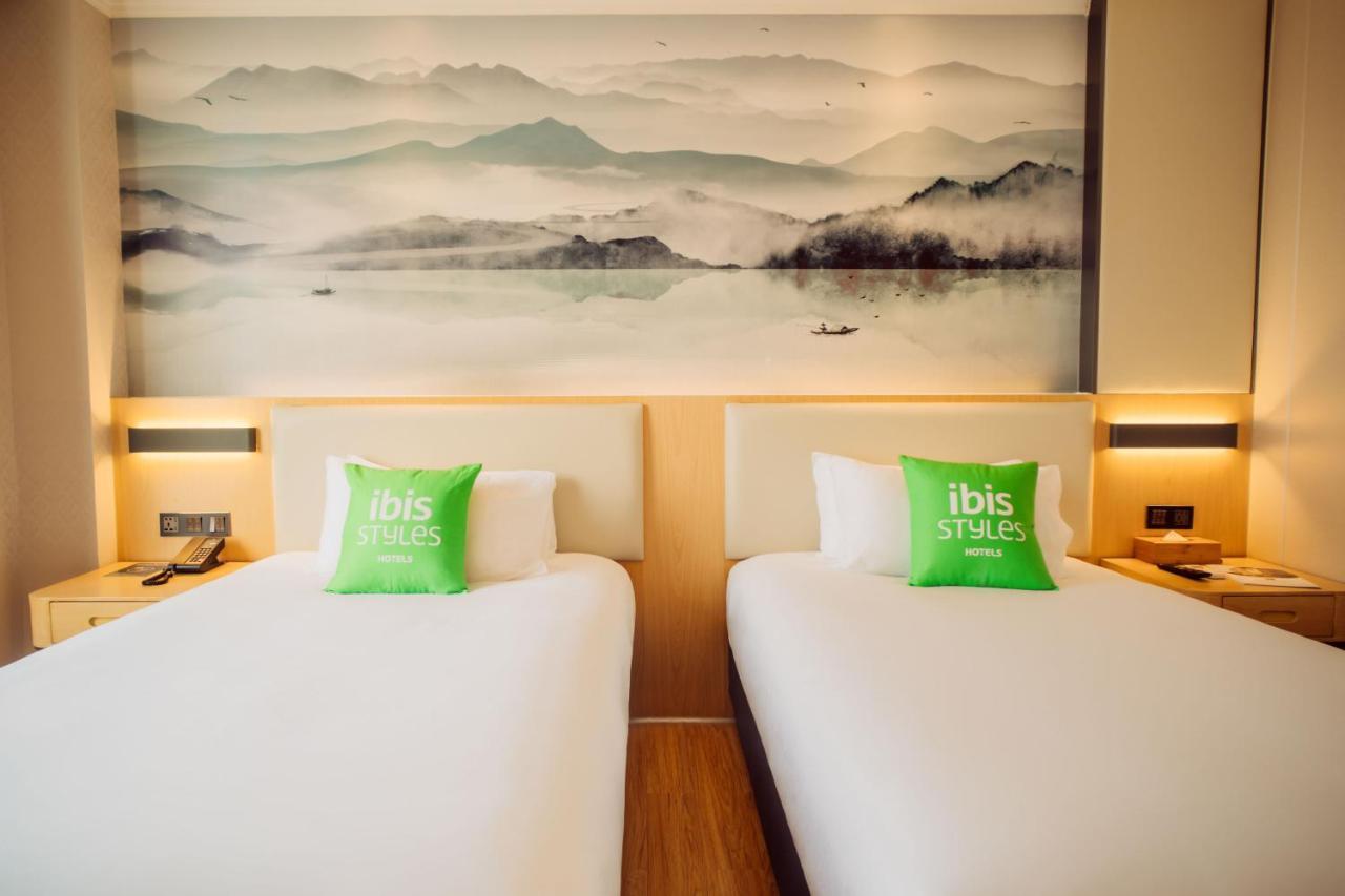 Ibis Styles Guangzhou Panyu Shiqiao Hotel Exteriör bild