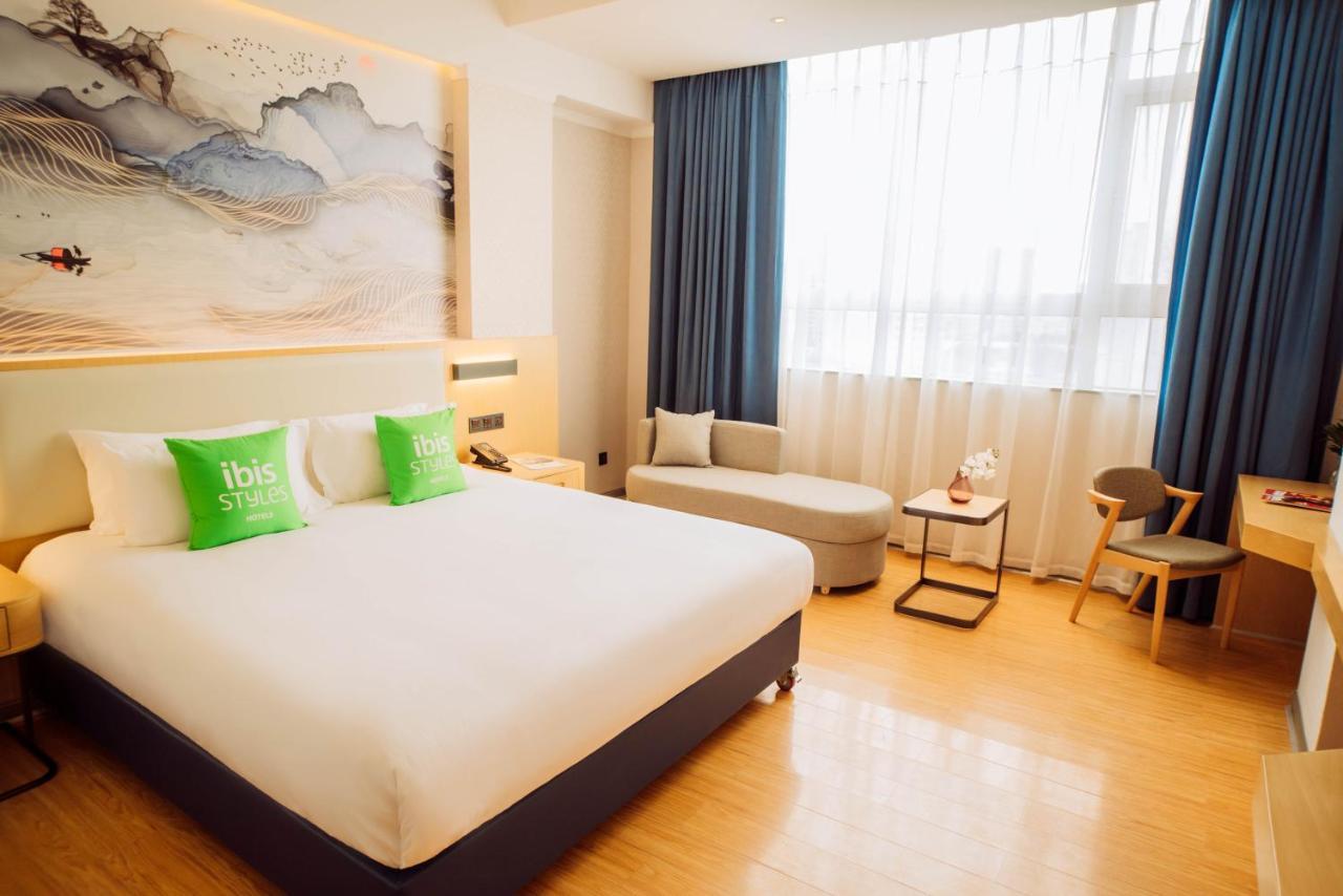 Ibis Styles Guangzhou Panyu Shiqiao Hotel Exteriör bild