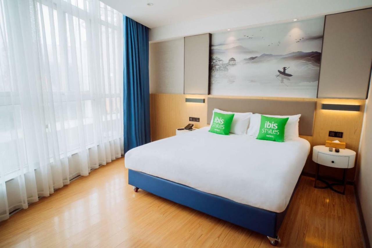 Ibis Styles Guangzhou Panyu Shiqiao Hotel Exteriör bild